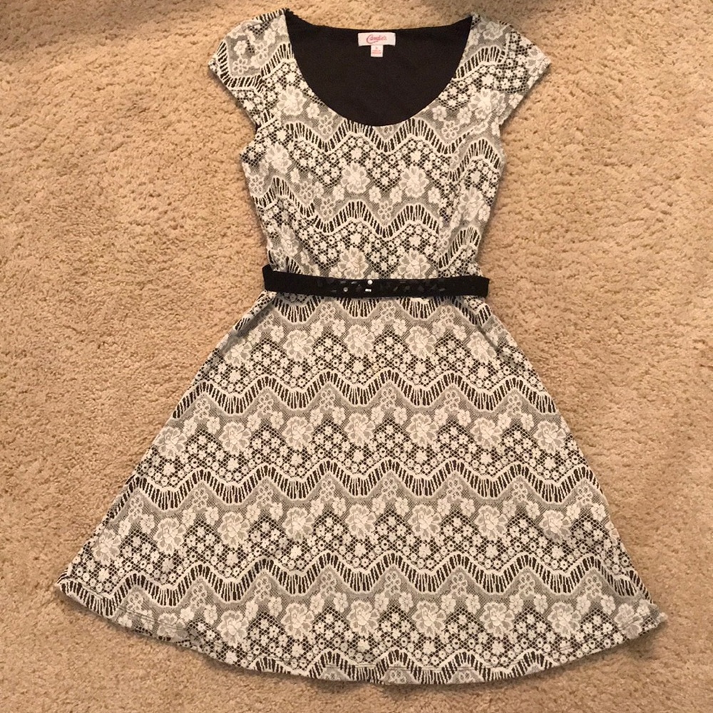 Black and White Candie’s Dreas with Belt (Small)